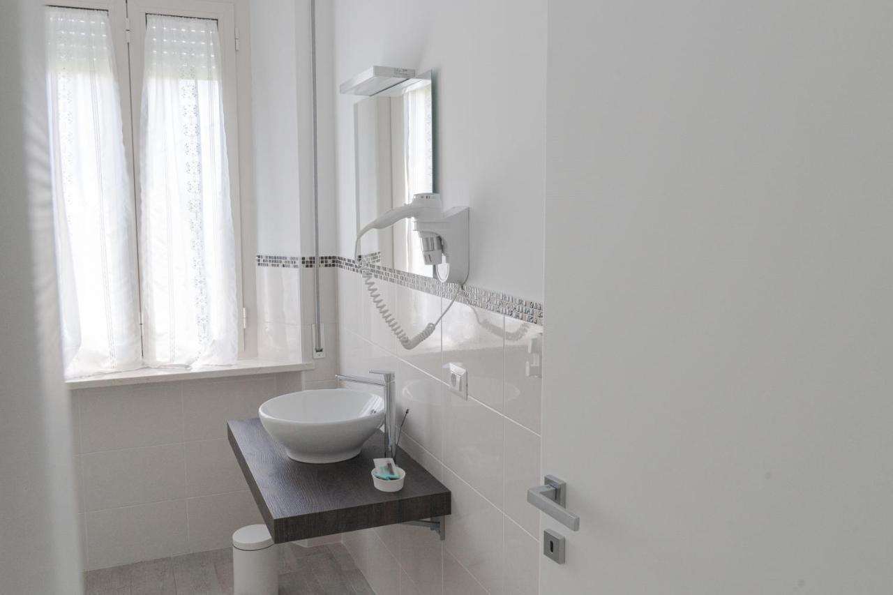 Amare Sirolo Exterior foto